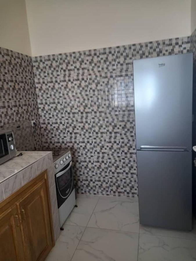 Villa Diambars Sali Tapé Zewnętrze zdjęcie