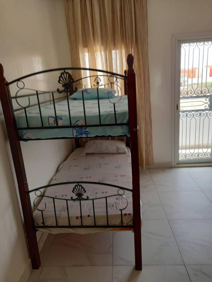 Villa Diambars Sali Tapé Zewnętrze zdjęcie